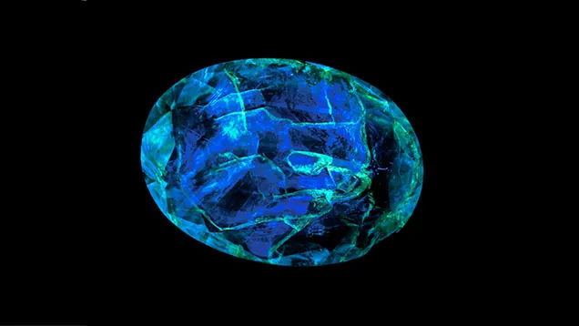 Diamond fluorescence test under UV light — ترجمه اختصاصی از GIA توسط نگین یاب